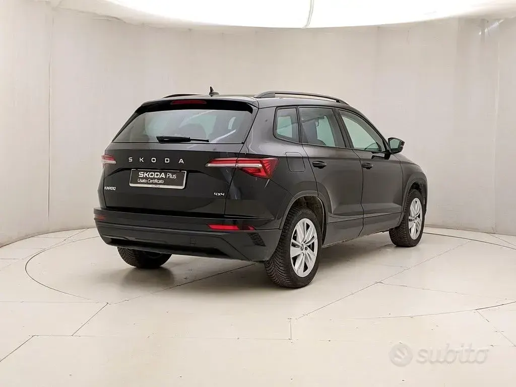 Usata Skoda Karoq Executive 150 CV (110 kW) 2025 Nero SUV