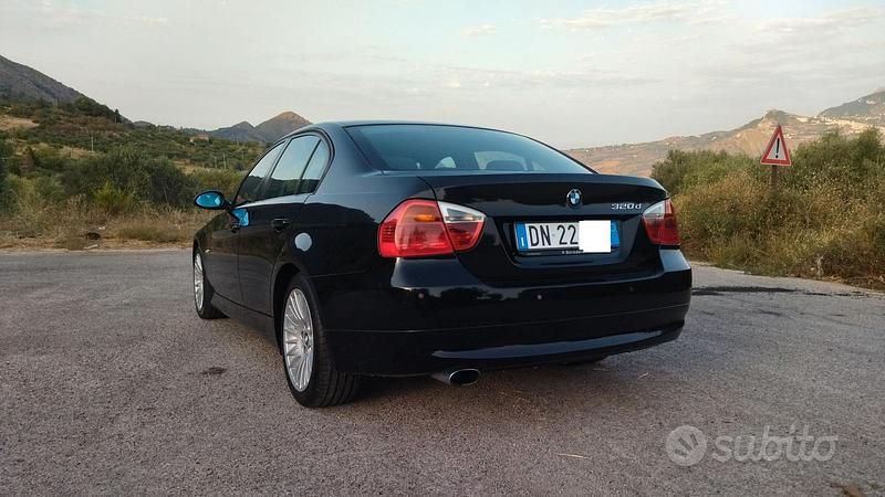 Usata BMW 320 177 CV (130 kW) 2008 Berlina