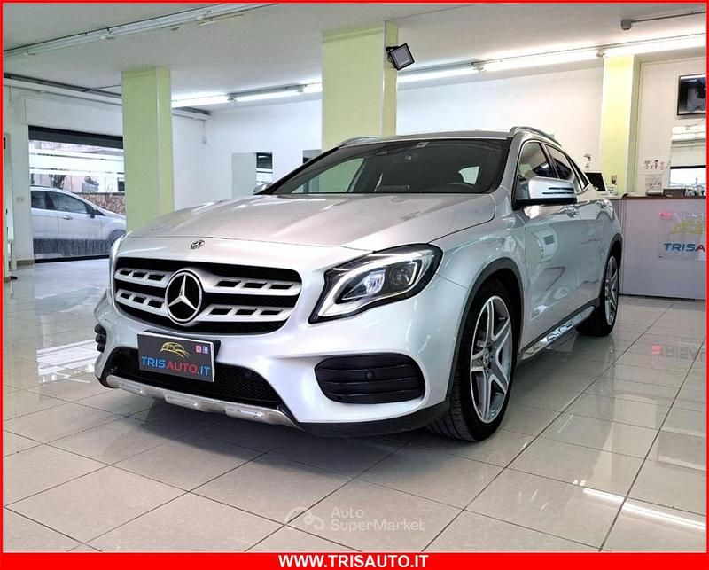 Usata Mercedes GLA200 Premium 137 CV (100 kW) 2019 Argento SUV