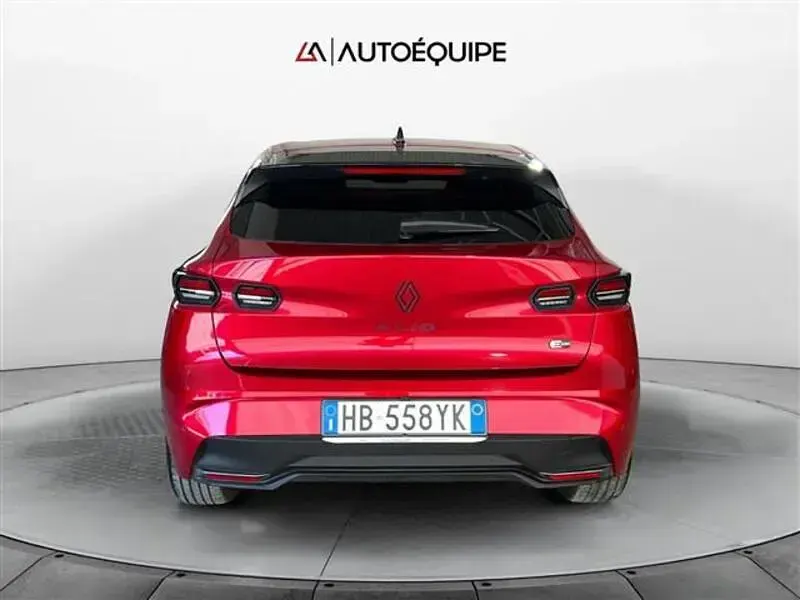 Nuova Renault Clio 2025 Rosso Utilitaria