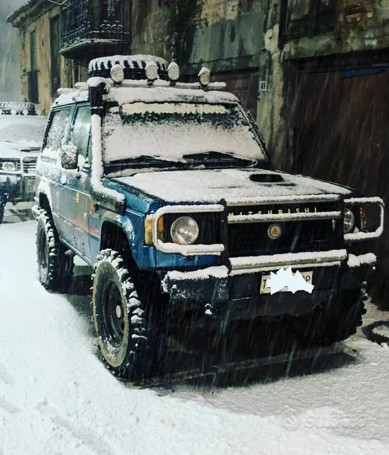 Usata Mitsubishi Pajero 99 CV (72 kW) 1990 SUV