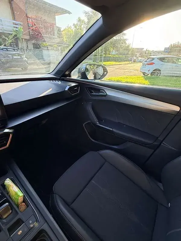 Usata Cupra Leon 150 CV (110 kW) 2023 Berlina
