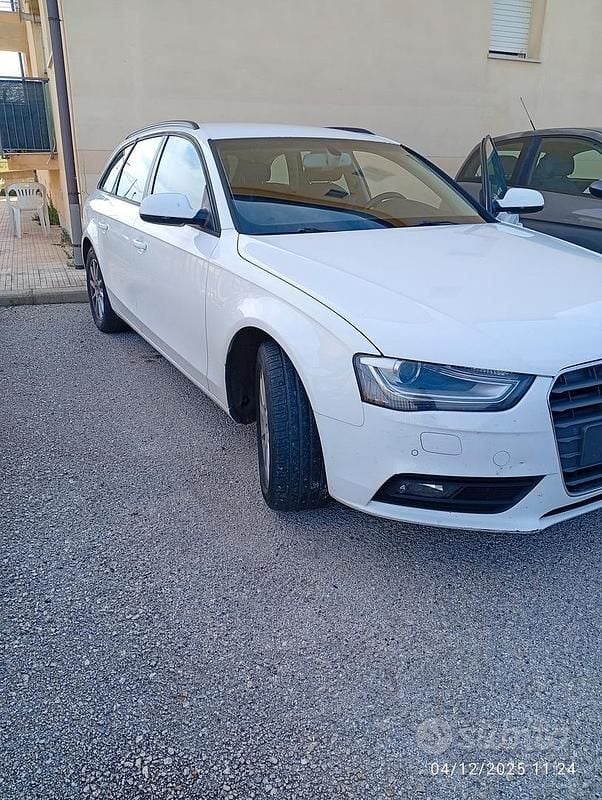 Usata Audi A4 Ambiente 150 CV (110 kW) 2014 Bianco Station wagon