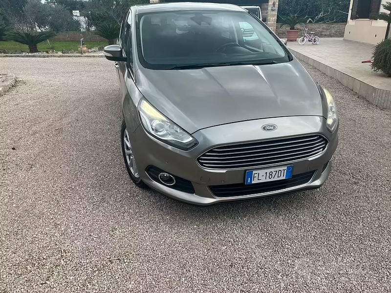 Usata Ford S-MAX S 150 CV (110 kW) 2017 Monovolume