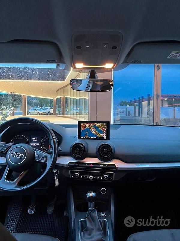 Gebraucht Audi Q2 Design 116 PS (85 kW) 2017 Grau SUV