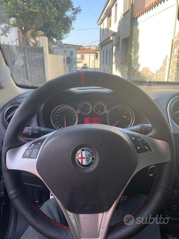 Usata Alfa Romeo MiTo 120 CV (88 kW) 2009 Nero Utilitaria