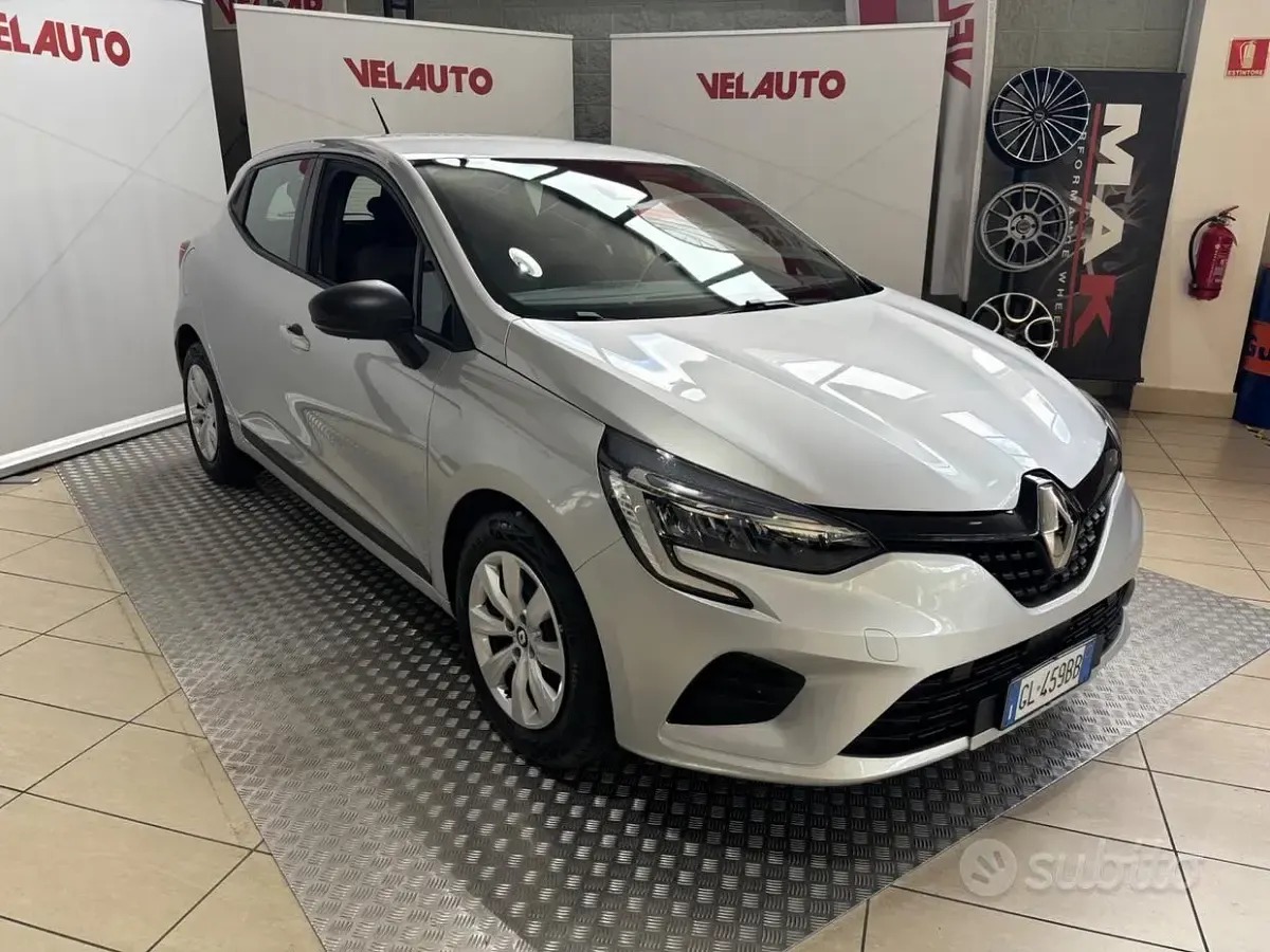 Usata Renault Clio V Equilibre 67 CV (49 kW) 2022 Grigio Berlina