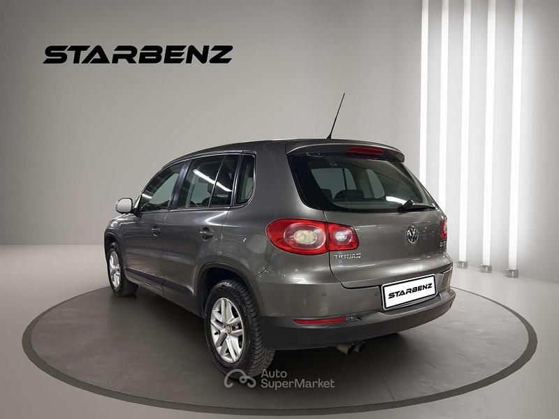 Usata VW Tiguan Sport 140 CV (102 kW) 2008 Grigio SUV
