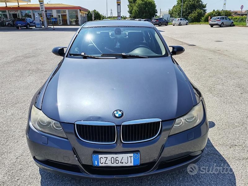 Usata BMW 320 163 CV (119 kW) 2006 Grigio Berlina