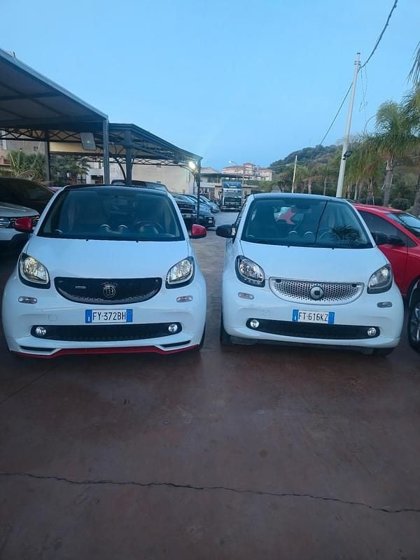 Usata Smart ForFour Prime 89 CV (65 kW) 2017 Bianco Utilitaria
