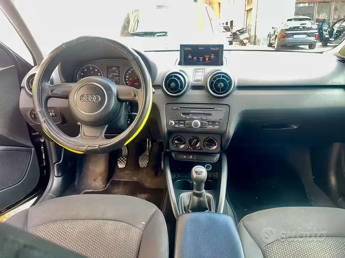Usata Audi A1 86 CV (63 kW) 2011 Nero Utilitaria