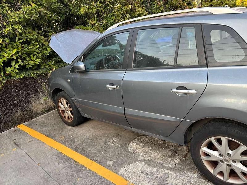 Usata Renault Koleos Dynamique 150 CV (110 kW) 2008 Grigio SUV