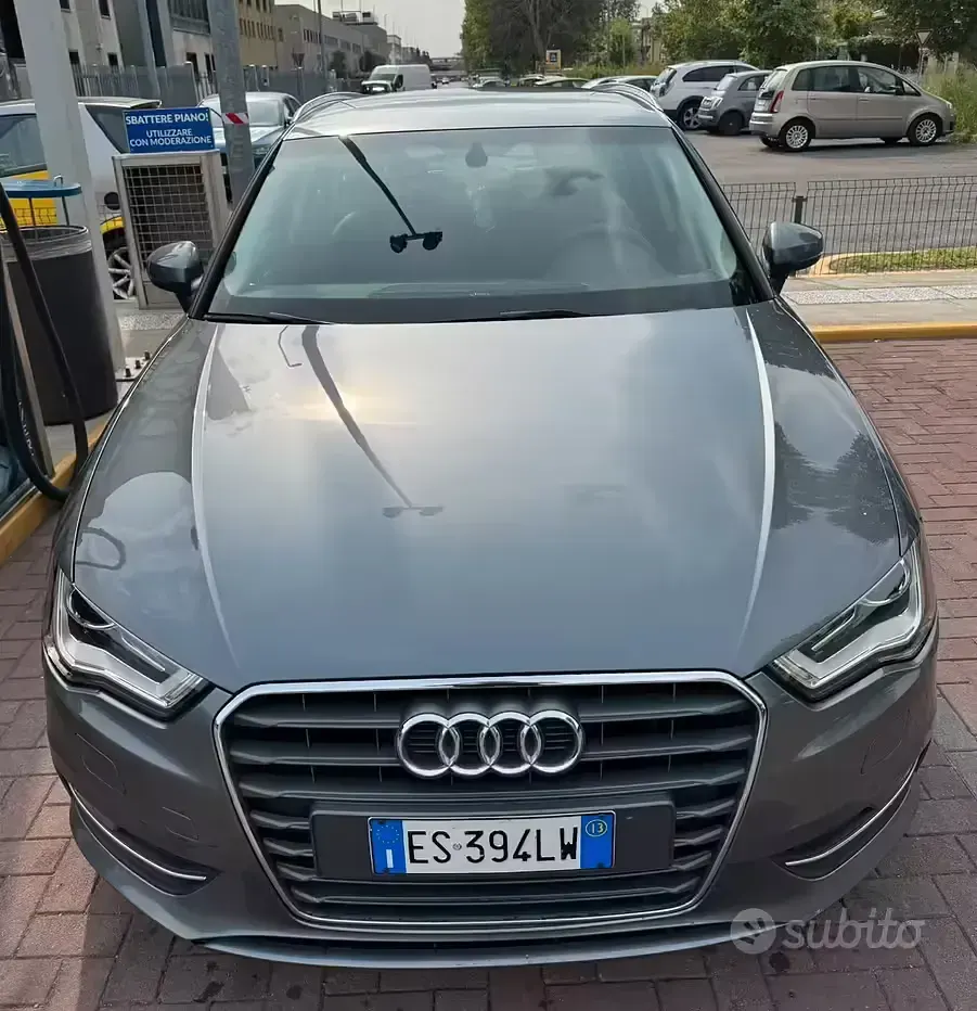 Usata Audi A3 Attraction 150 CV (110 kW) 2013 Grigio Berlina