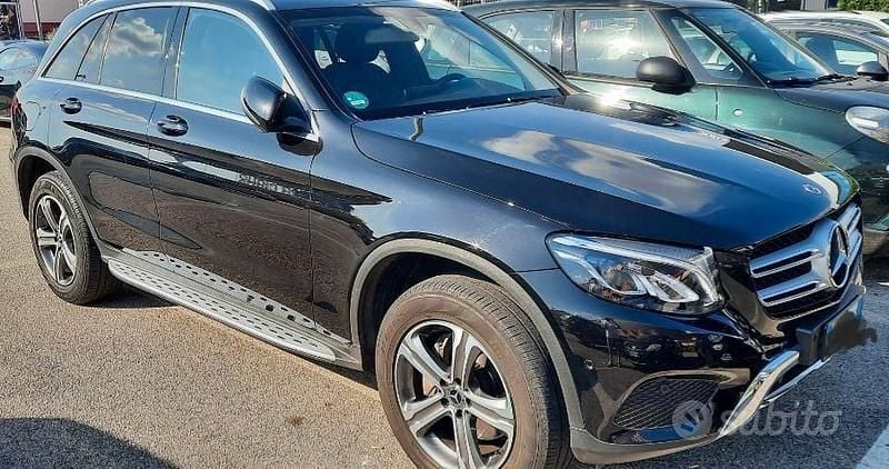 Usata Mercedes GLC220 194 CV (142 kW) 2025 Nero SUV