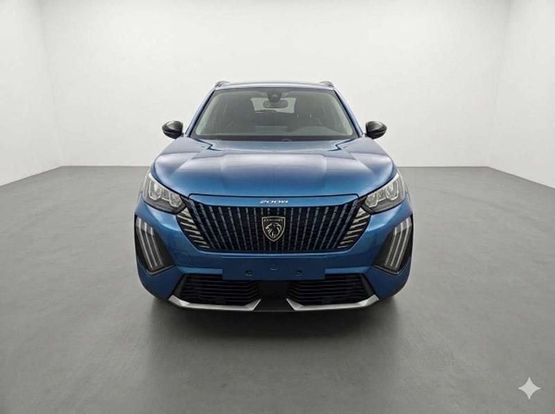 Usata Peugeot 2008 Allure 101 CV (74 kW) 2025 Blu obsession SUV