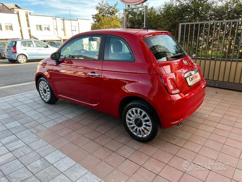Usata Fiat 500 Lounge 70 CV (51 kW) 2021 Rosso Berlina