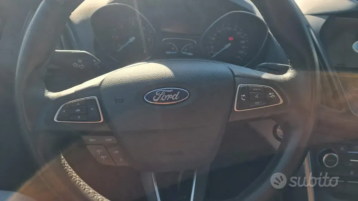 Usata Ford Kuga 120 CV (88 kW) 2018 SUV