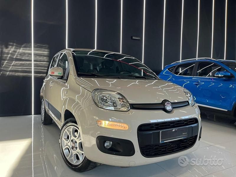 Usata Fiat Panda Lounge 86 CV (63 kW) 2014 Beige Utilitaria