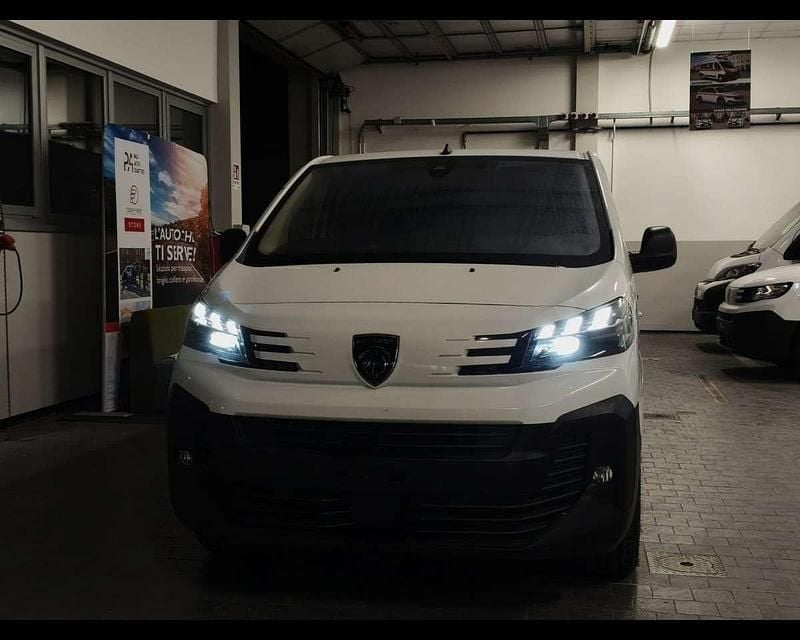 Nuova Peugeot e-Expert 61 kW (84 CV) 2025 Kaolin white pastello Furgone