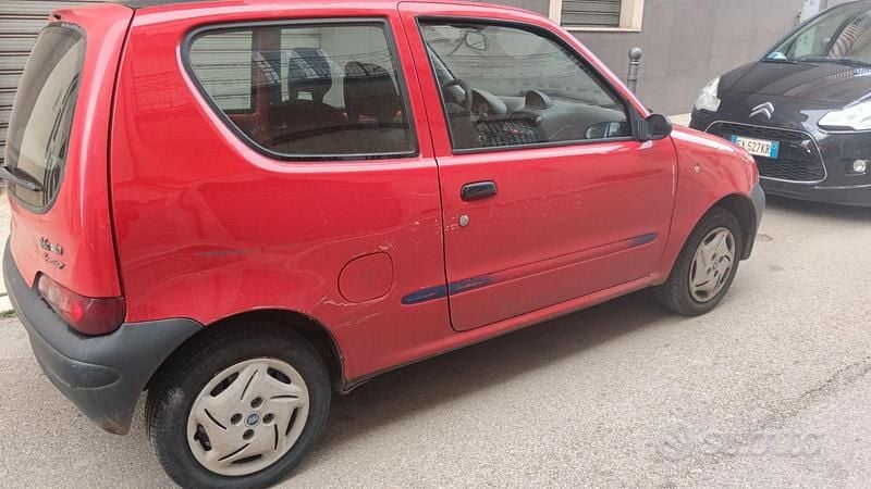 Usata Fiat 600 2000 Rosso Utilitaria