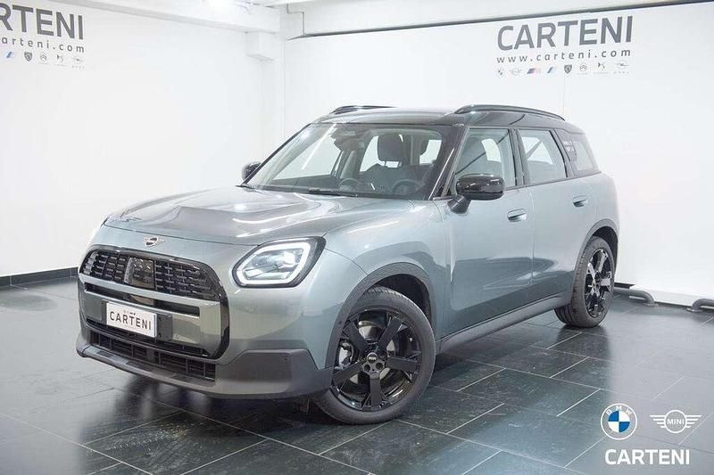 Smokey green Usata 2025 Mini Cooper Countryman Classic SUV | 36.000 € - Immagine 1/4