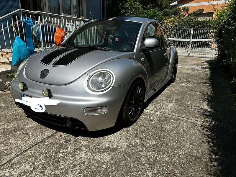 Käytetty VW Beetle 90 HP (66 kW) 2001 Harmaa Viistoperä