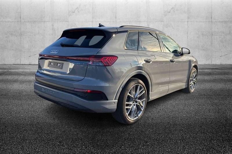 Usata Audi Q4 e-tron Advanced 69 kW (95 CV) 2022 Grigio SUV