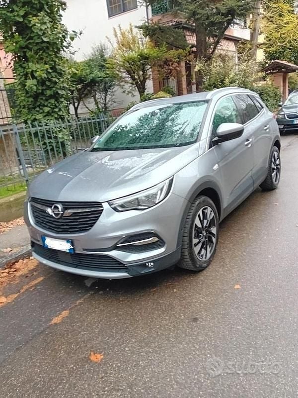 Usata Opel Grandland X Ultimate 131 CV (96 kW) 2019 Grigio SUV