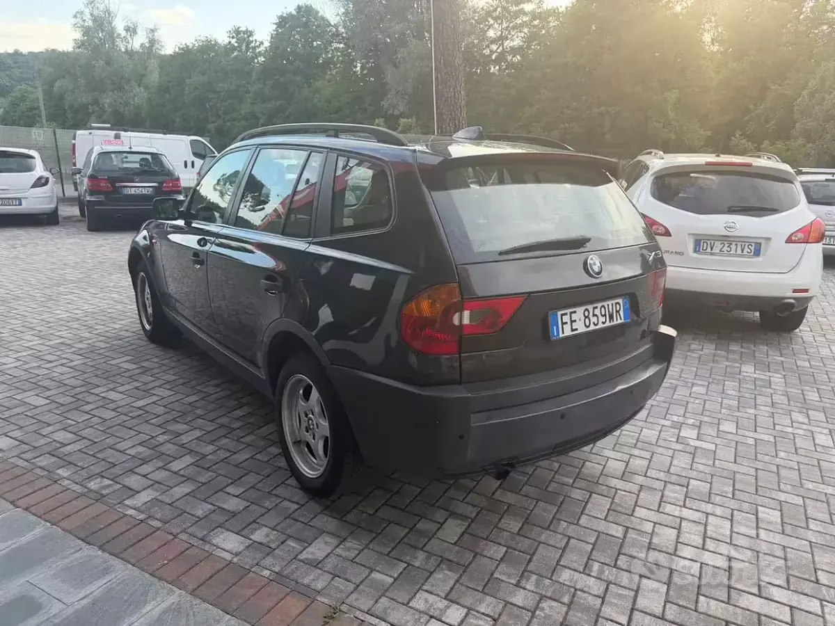 Usata BMW X3 150 CV (110 kW) 2006 Nero SUV