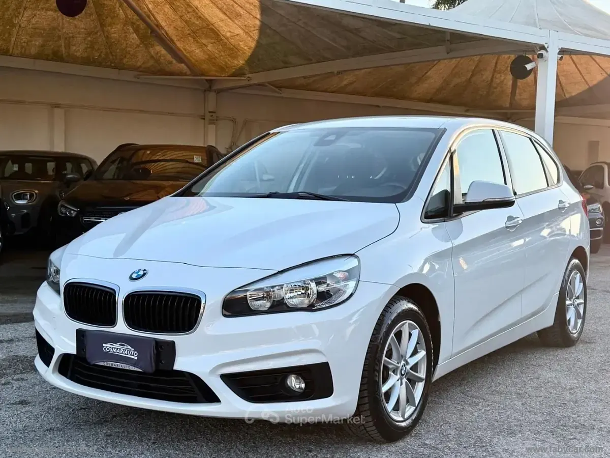 Usado BMW 218 Active Tourer Luxury Line 150 CV (110 kW) 2015 Blanco Monovolumen