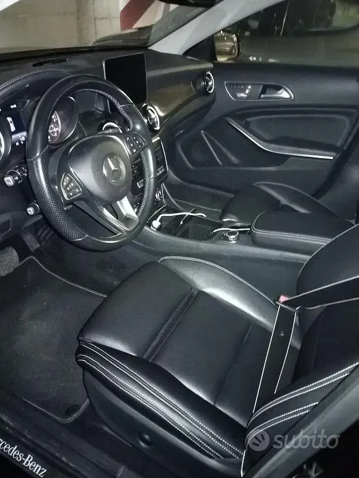 Usata Mercedes GLA200 Edition 136 CV (100 kW) 2019 Nero SUV