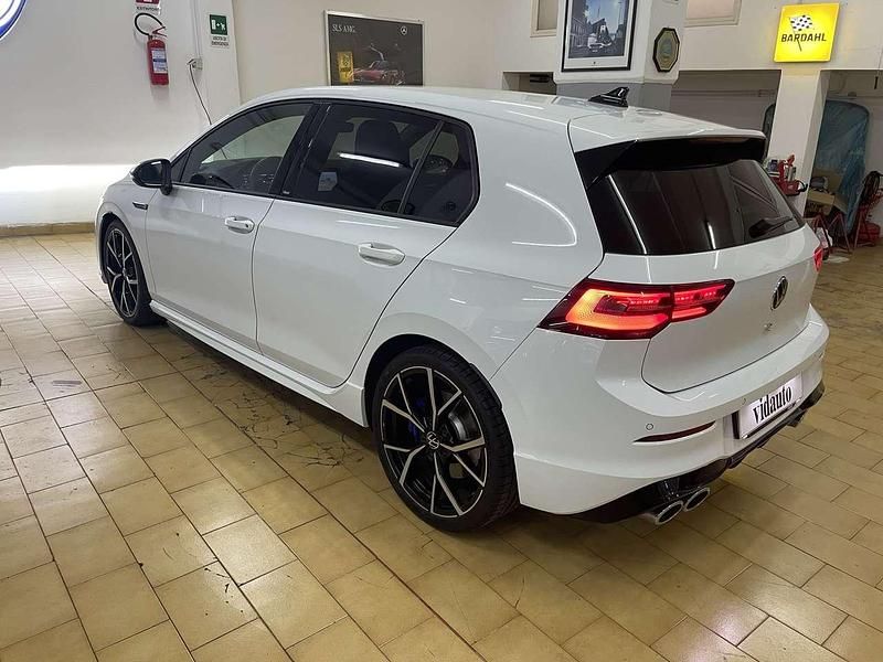 Usata VW Golf VIII R 320 CV (235 kW) 2022 Bianco Berlina