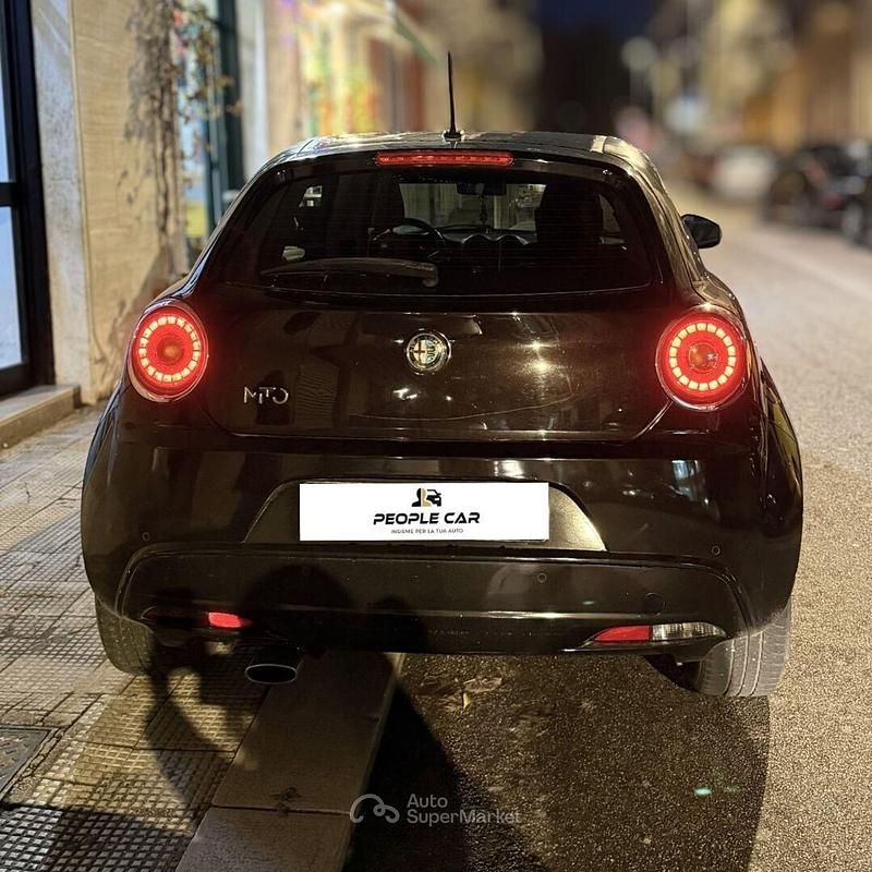 Usata Alfa Romeo MiTo Distinctive 120 CV (88 kW) 2012 Nero Utilitaria