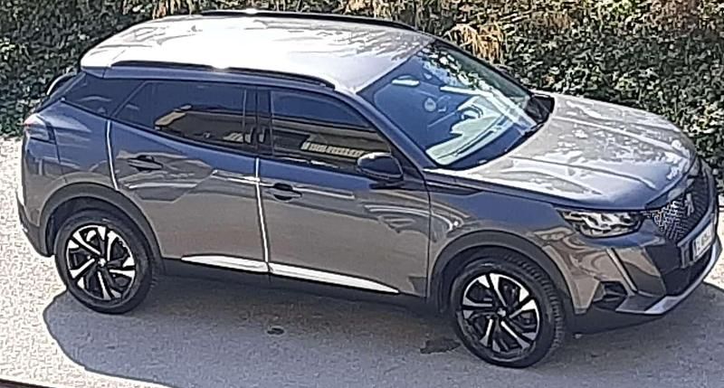 Usata Peugeot 2008 Allure 110 CV (80 kW) 2022 Grigio SUV