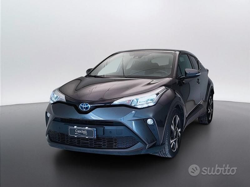 Usata Toyota C-HR Trend 98 CV (72 kW) 2022 Grigio SUV