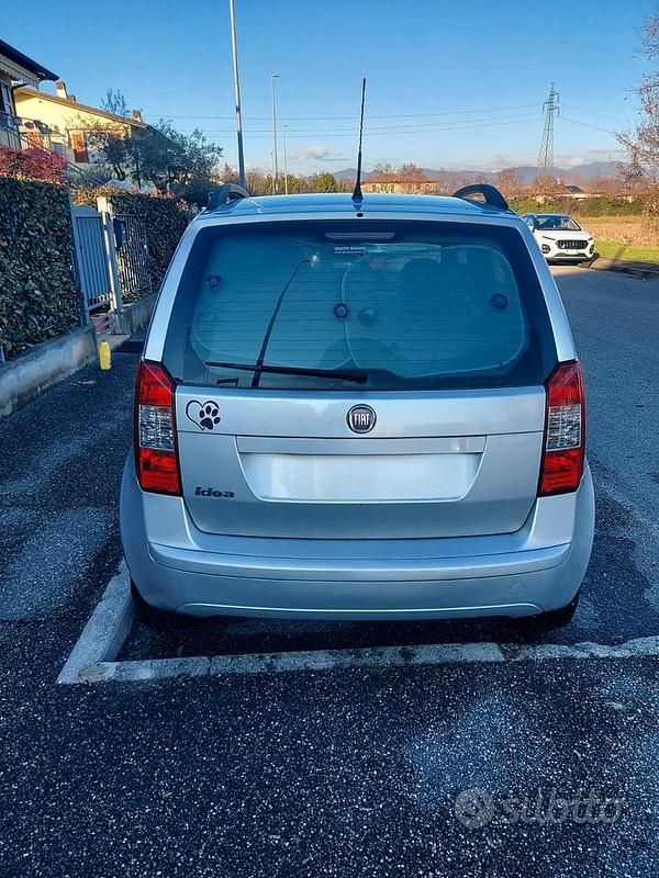 Usata Fiat Idea 2009 Grigio Monovolume