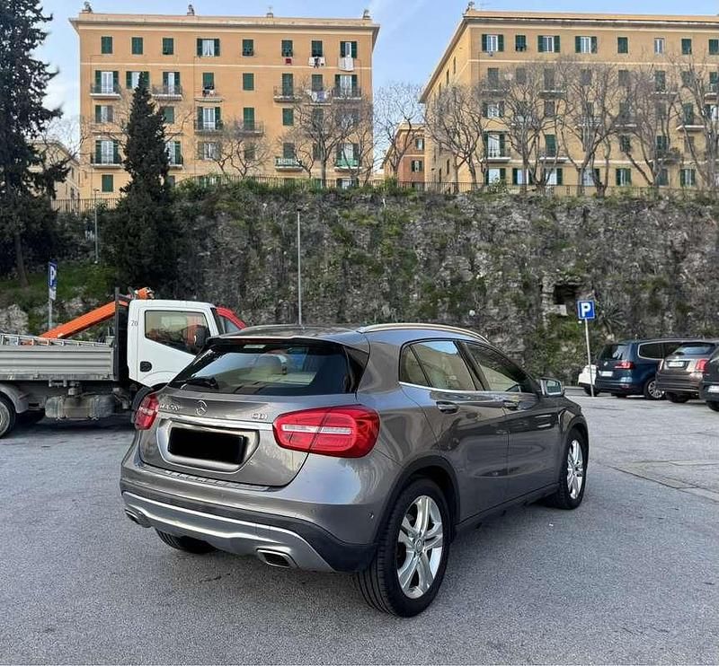 Usata Mercedes GLA200 Premium 136 CV (100 kW) 2014 SUV