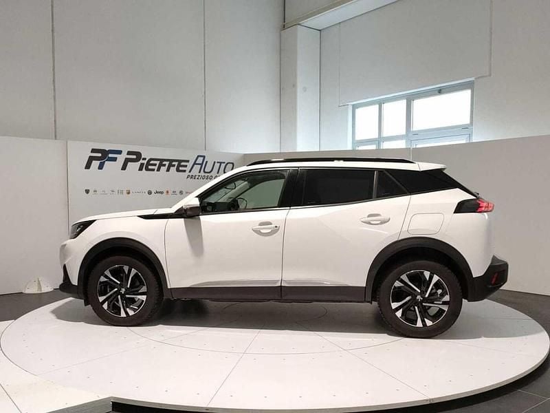 Usata Peugeot 2008 Allure 131 CV (96 kW) 2020 Bianco SUV