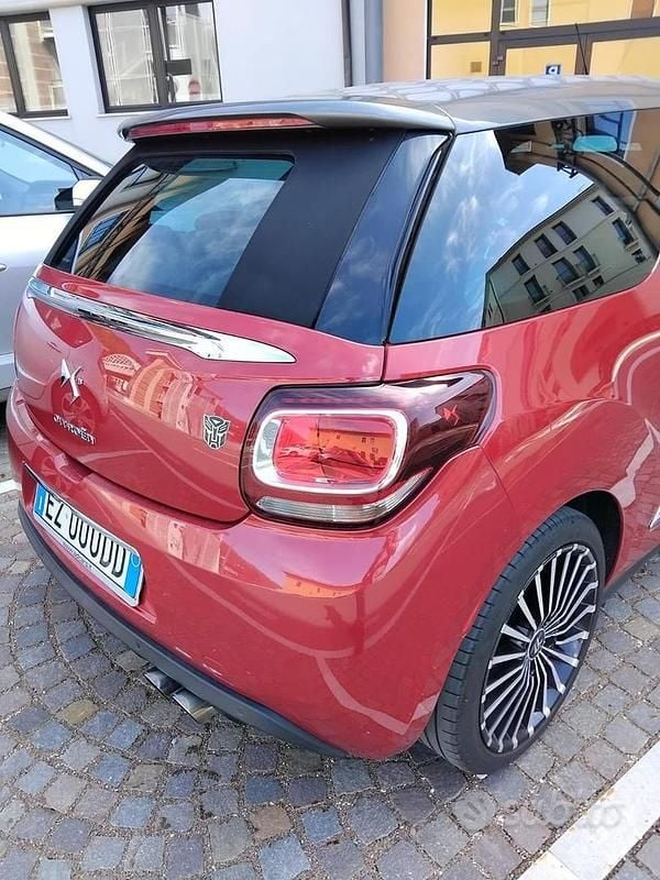 Usata Citroën DS3 Cabriolet 165 CV (121 kW) 2015 Rosso Cabrio