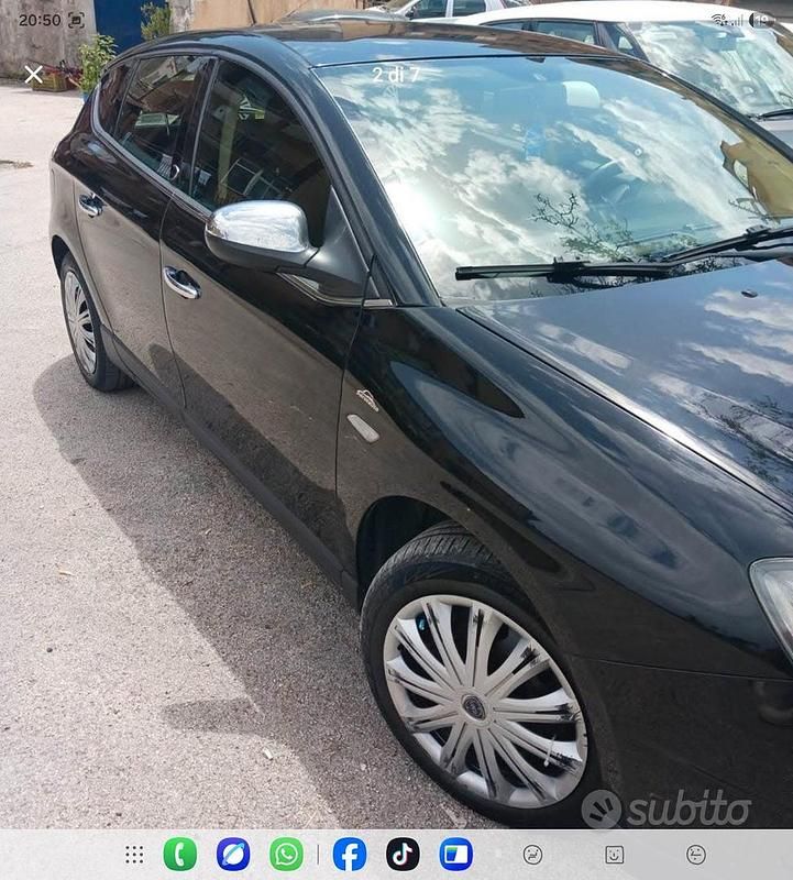 Usata Lancia Delta 120 CV (88 kW) 2011 Nero Utilitaria
