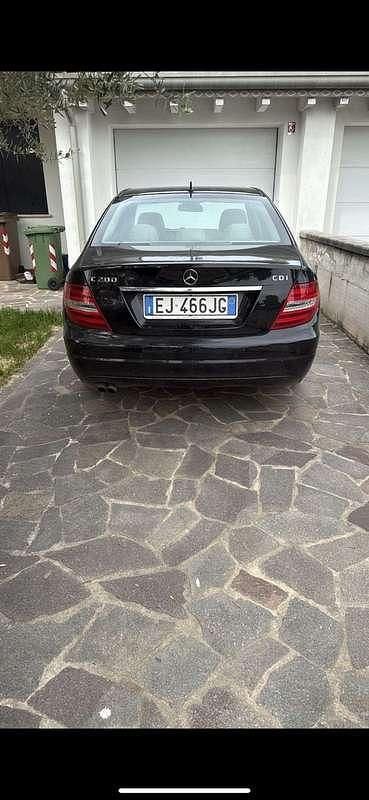 Usado Mercedes C200 Executive 136 CV (100 kW) 2012 Berlina