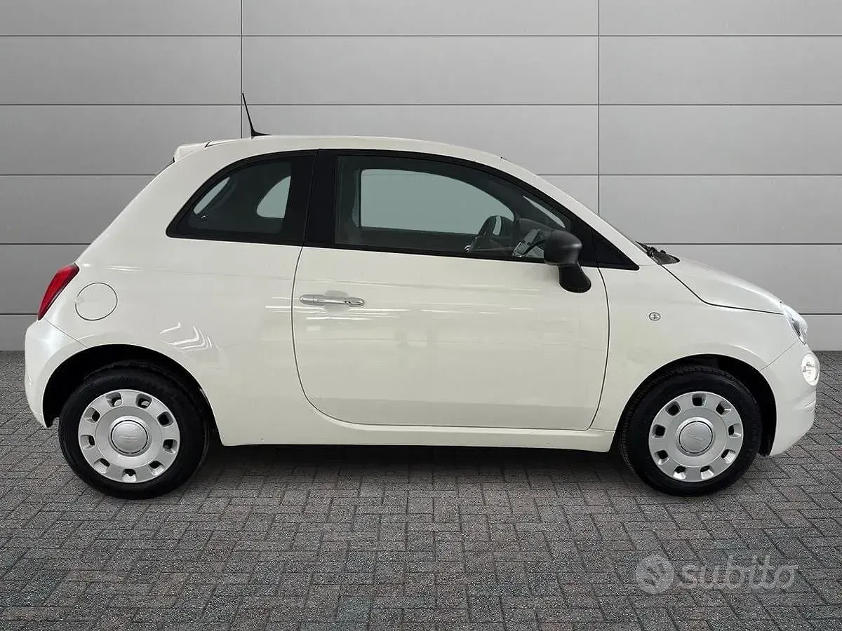 Usata Fiat 500 Club 70 CV (51 kW) 2023 Bianco Berlina