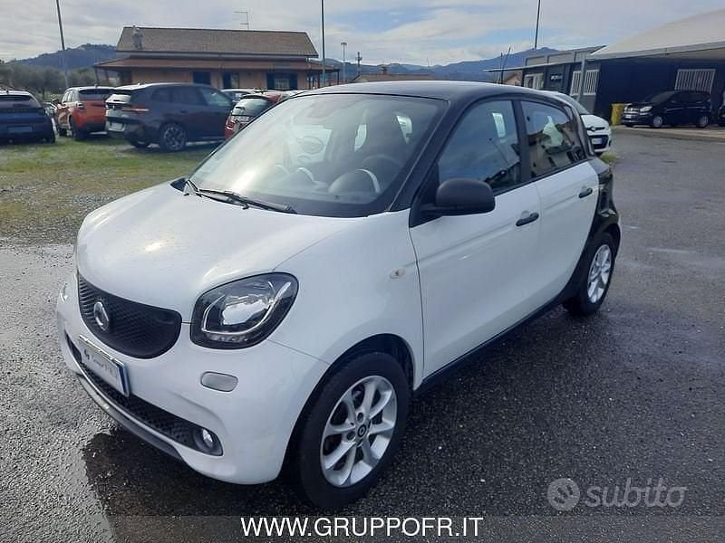 Usata Smart ForFour Passion 2017 Bianco Utilitaria
