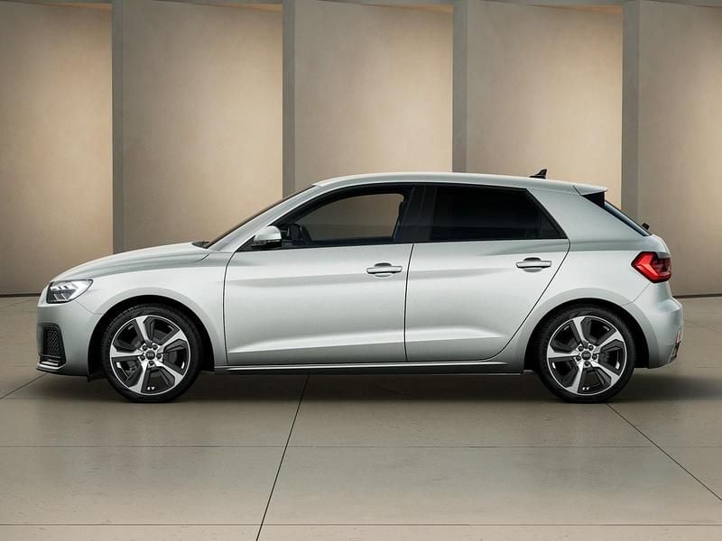 Usata Audi A1 Sportback Business 116 CV (85 kW) 2025 Argento Utilitaria
