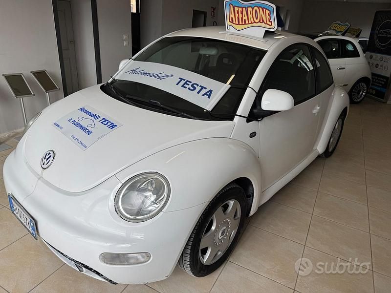 Usata VW New Beetle 90 CV (66 kW) 1999 Bianco Utilitaria