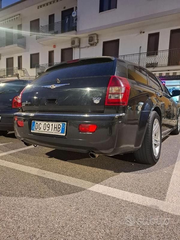 Usata Chrysler 300C 218 CV (160 kW) 2007 Nero Berlina