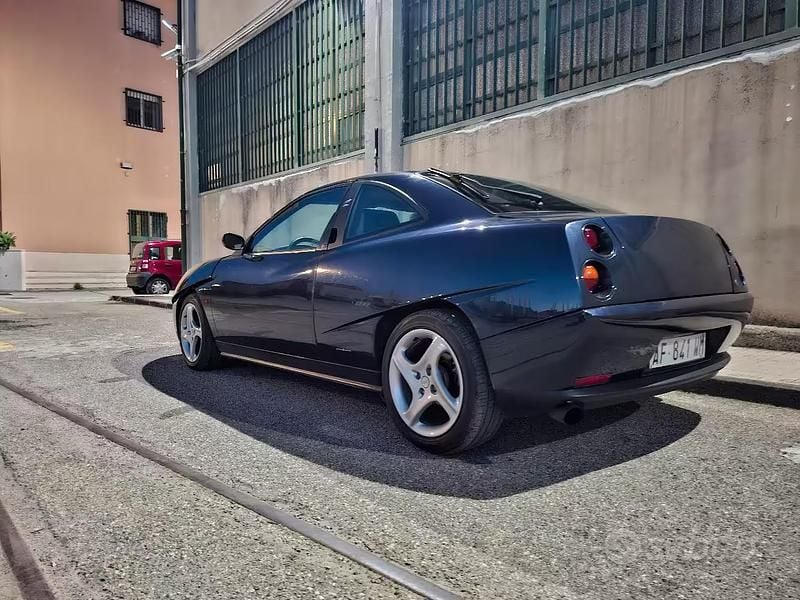 Usata Fiat Coupé 139 CV (102 kW) 1995 Blu Coupé