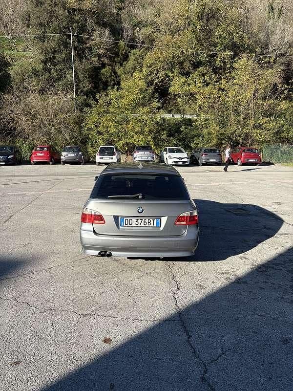Usata BMW 525 163 CV (119 kW) 2006 Grigio Station wagon