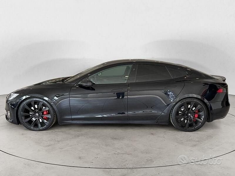 Usata Tesla Model S Performance 580 kW (789 CV) 2018 Nero Utilitaria