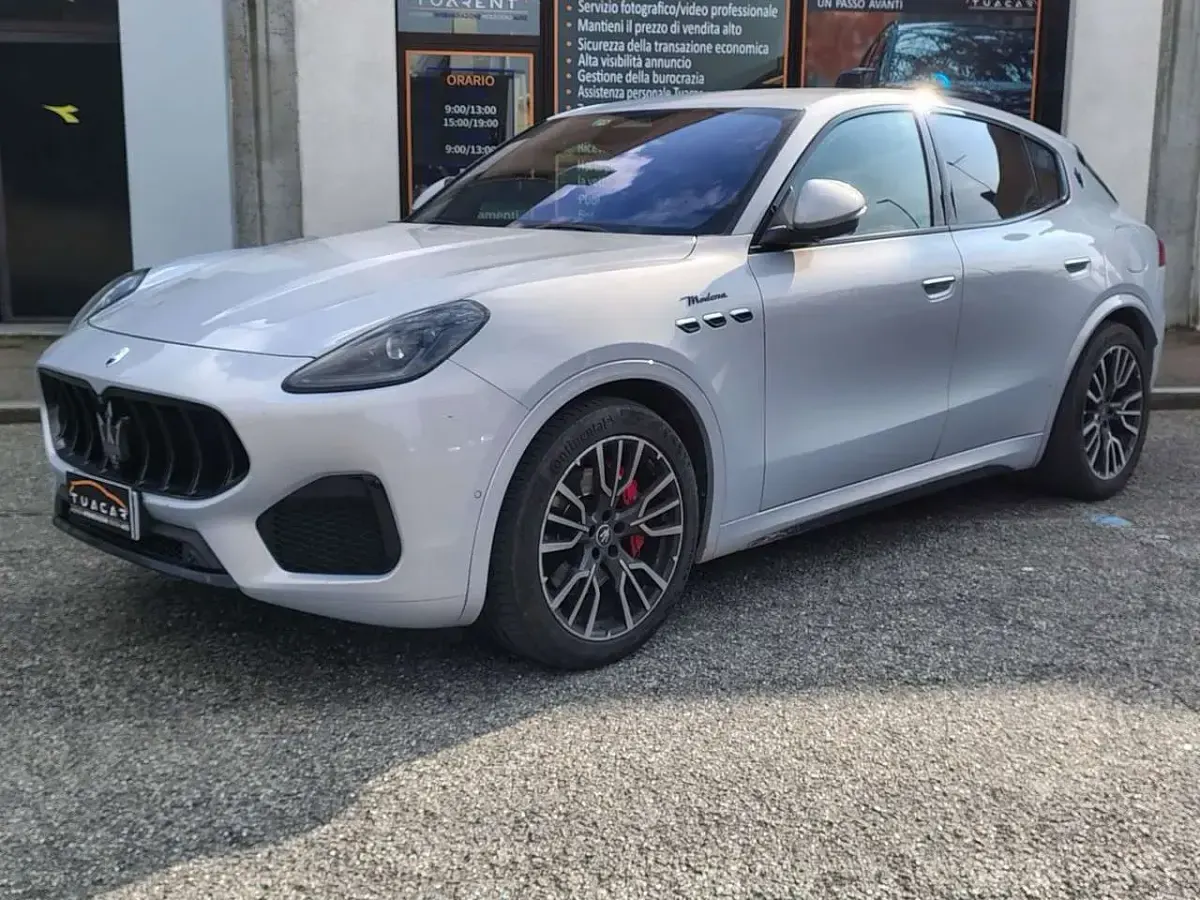 Usata Maserati Grecale 330 CV (242 kW) 2022 Blu/azzurro SUV